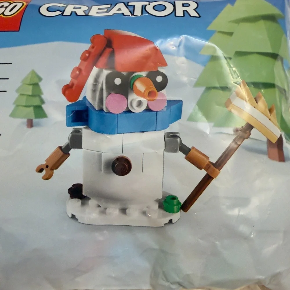 Lego creator snowman